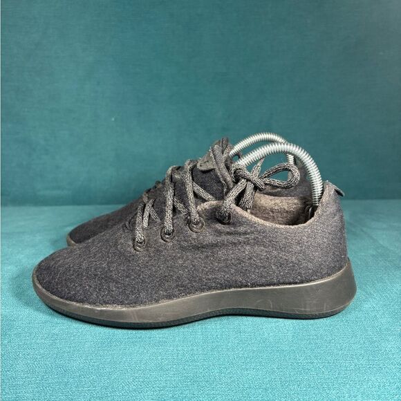allbirds Shoes - Allbirds Wool Runner Black shoes Women’s size 7